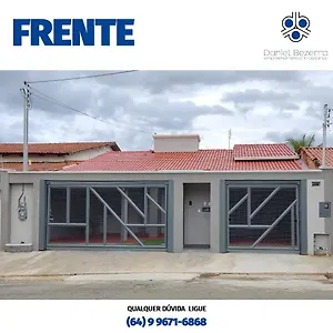Casa de Férias Casa Com Piscina, Churrasqueira, 3 Suítes Com Ar Condicionado, Caldas Novas